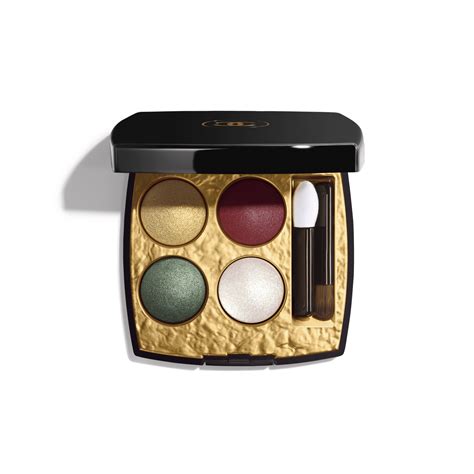 chanel makeup reisset prijs|Chanel eyeshadow.